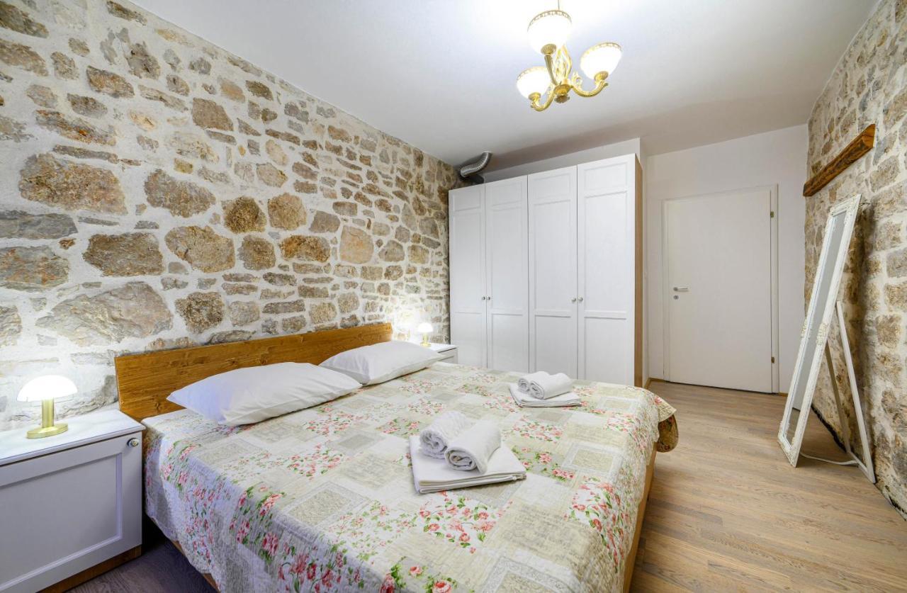 Apartments Festum Šibenik Exterior foto