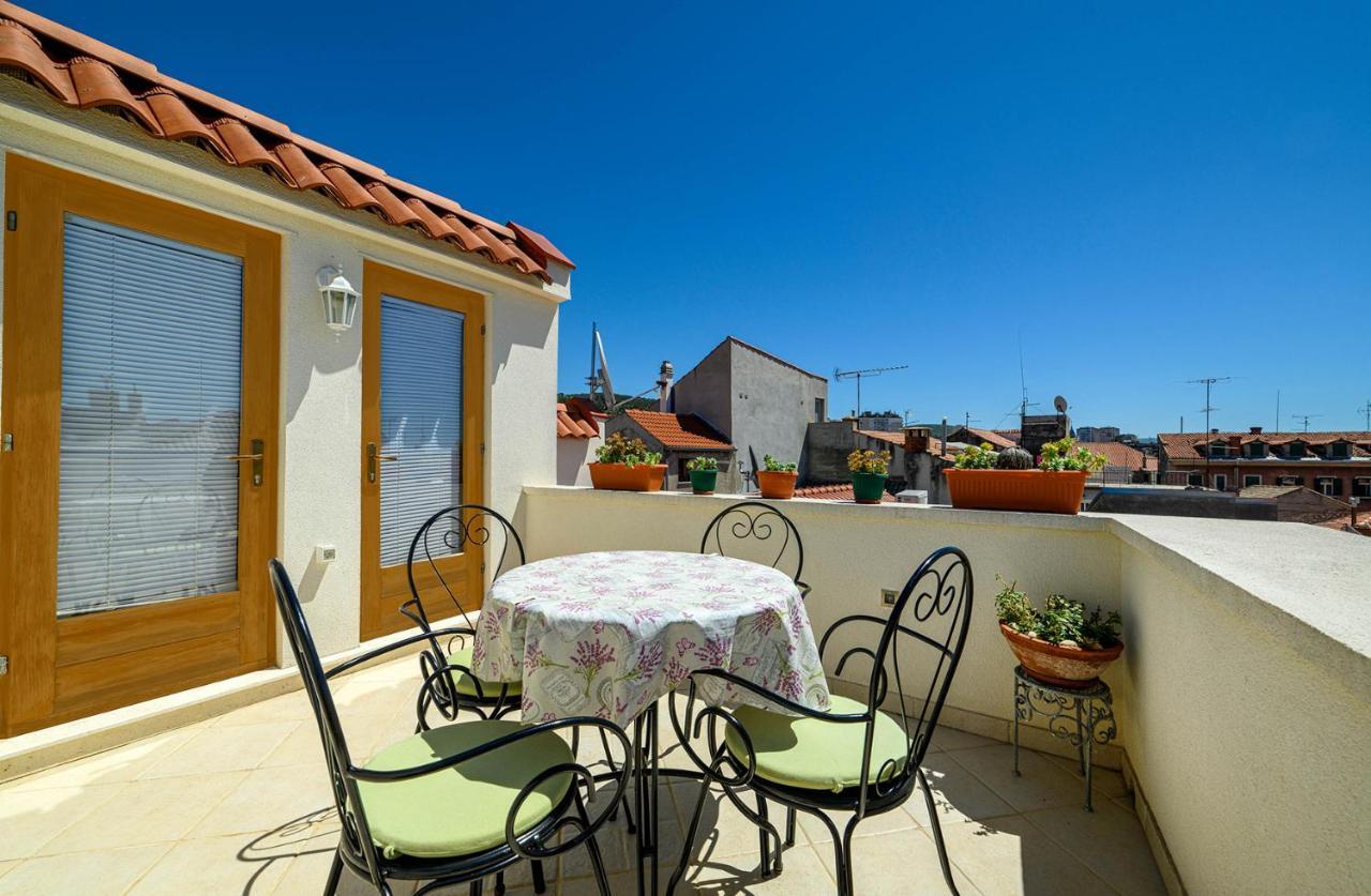 Apartments Festum Šibenik Exterior foto